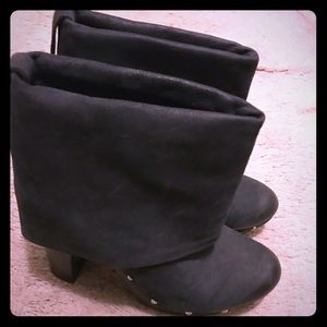 Black suede fold down boots with heel